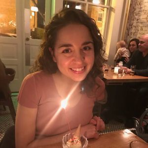 Meet your Posher, Amelia